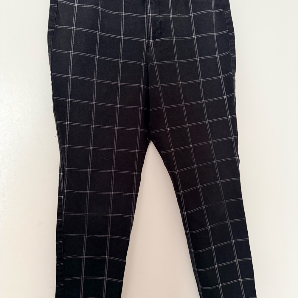 Old Navy Men's Black Checkered Chinos